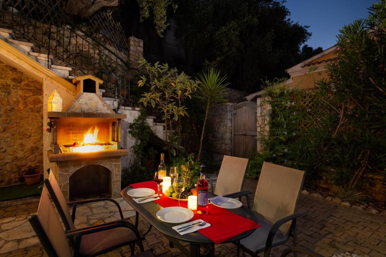 Adriana Sea View Villa Ipsos Bagian luar foto